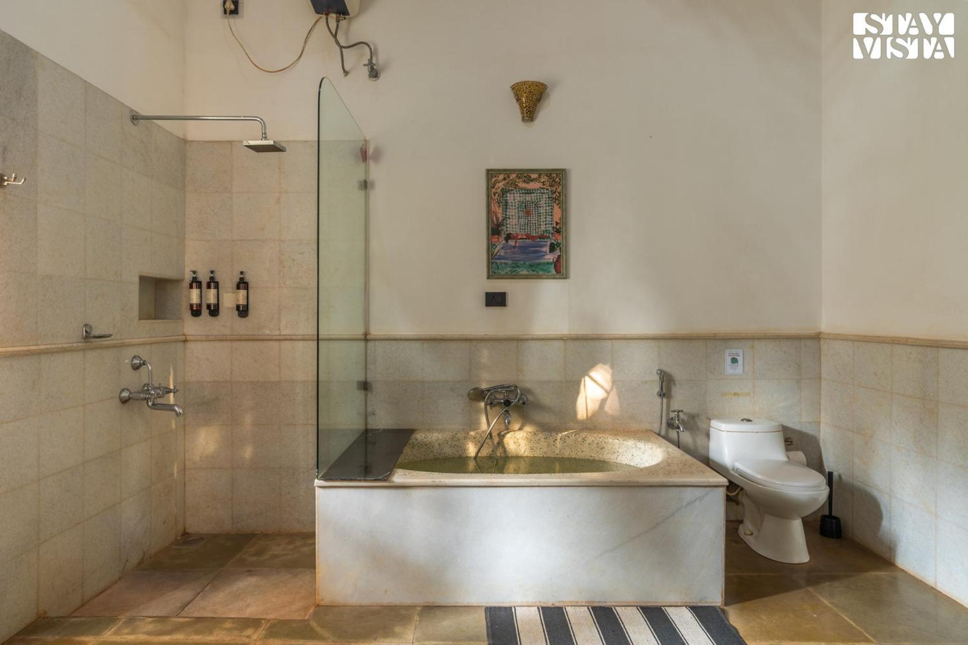 Stayvista At Amalia By Tellado With Pool, Wifi Assagao 외부 사진