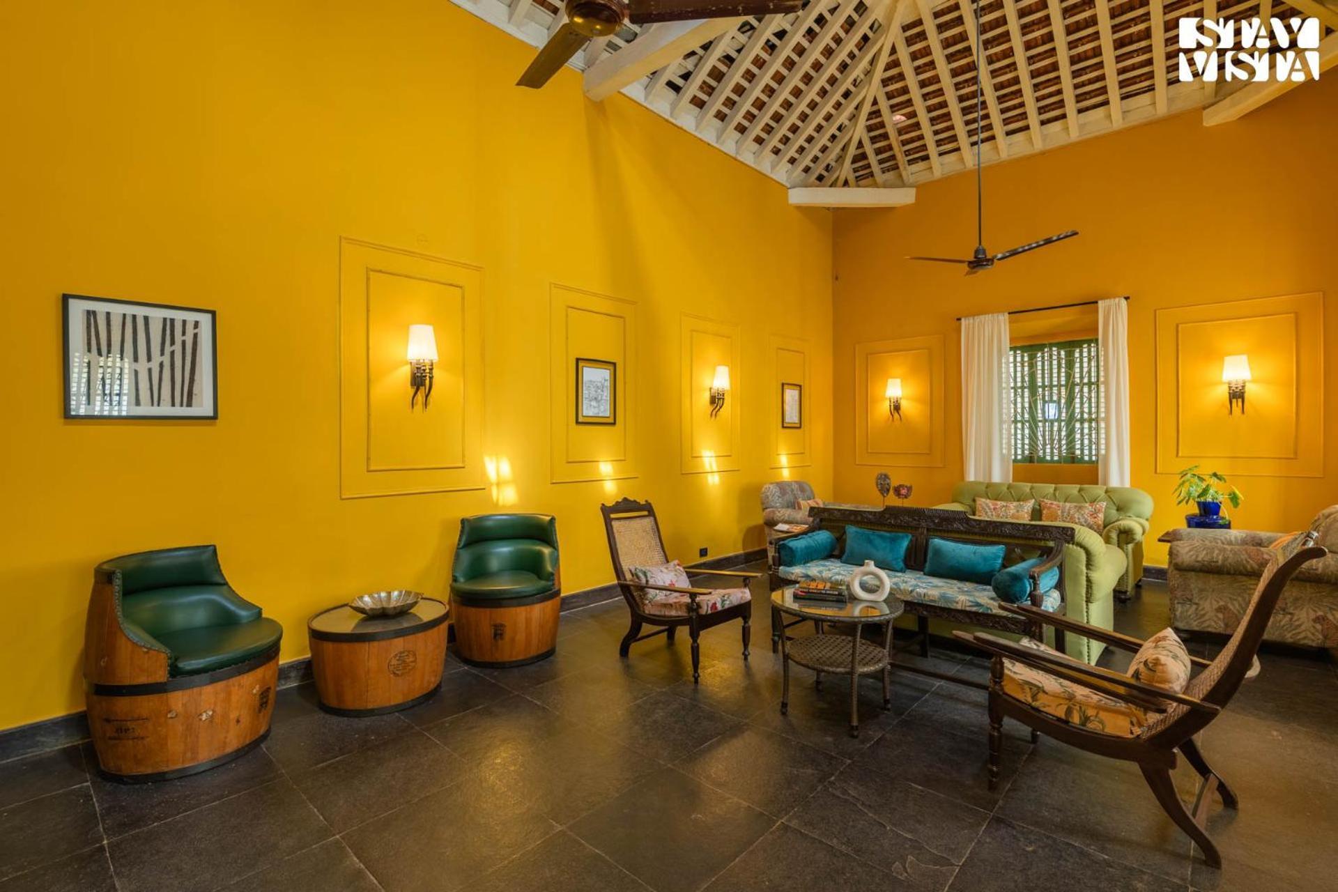 Stayvista At Amalia By Tellado With Pool, Wifi Assagao 외부 사진