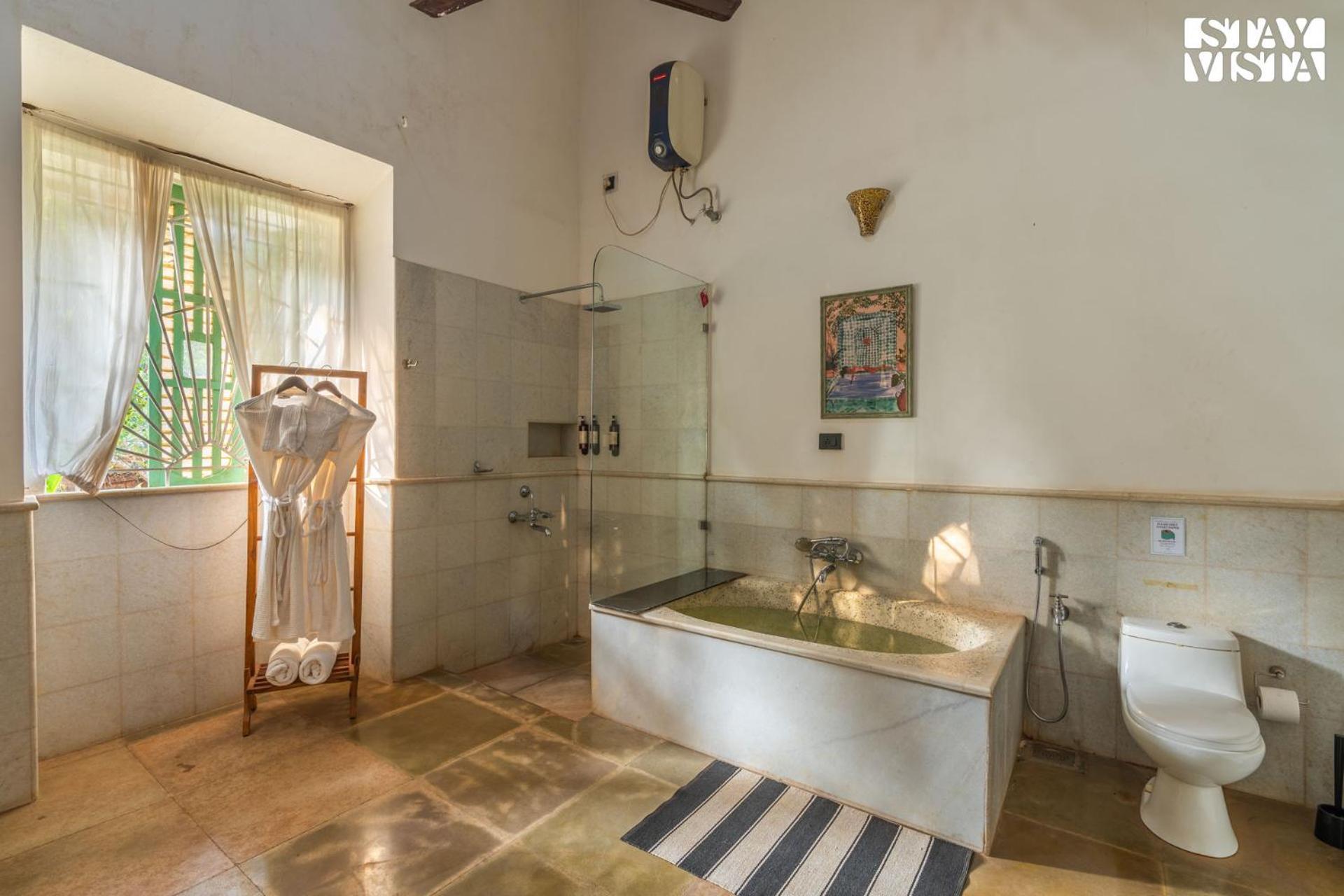 Stayvista At Amalia By Tellado With Pool, Wifi Assagao 외부 사진