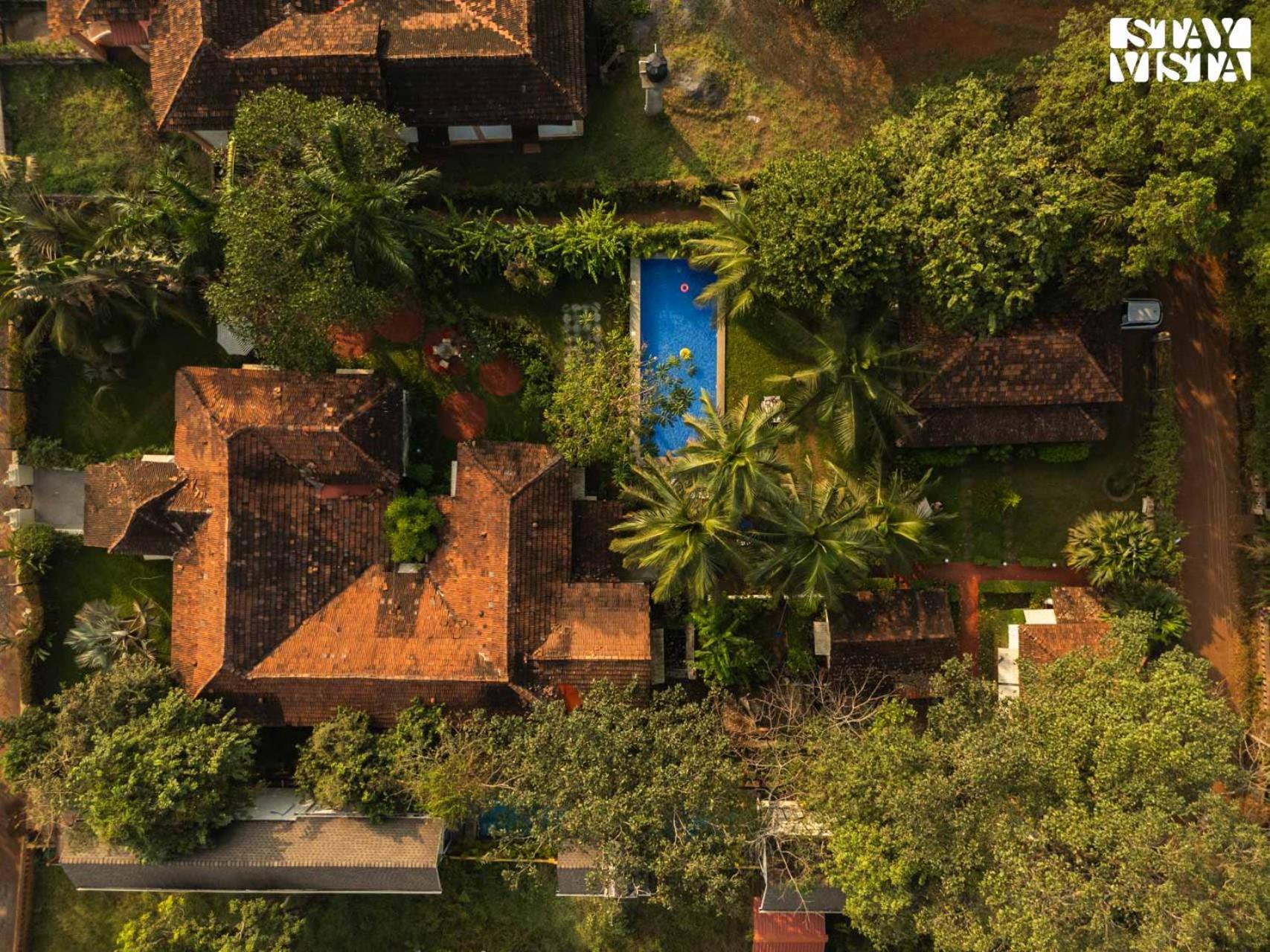 Stayvista At Amalia By Tellado With Pool, Wifi Assagao 외부 사진